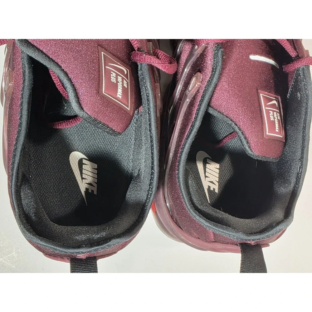 Nike product pair